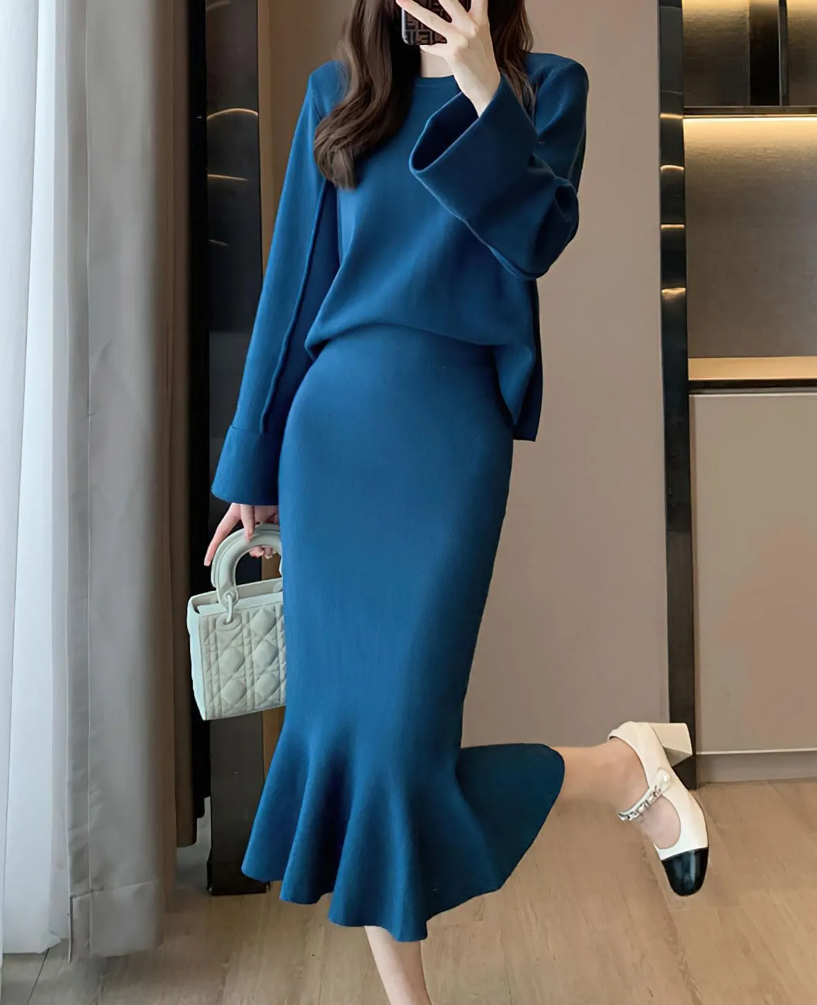 chouyatou Women's 2 Piece Outfits Long Sleeve Pullover Sweater and Package Hip Mermaid Midi Long Skirt Sets