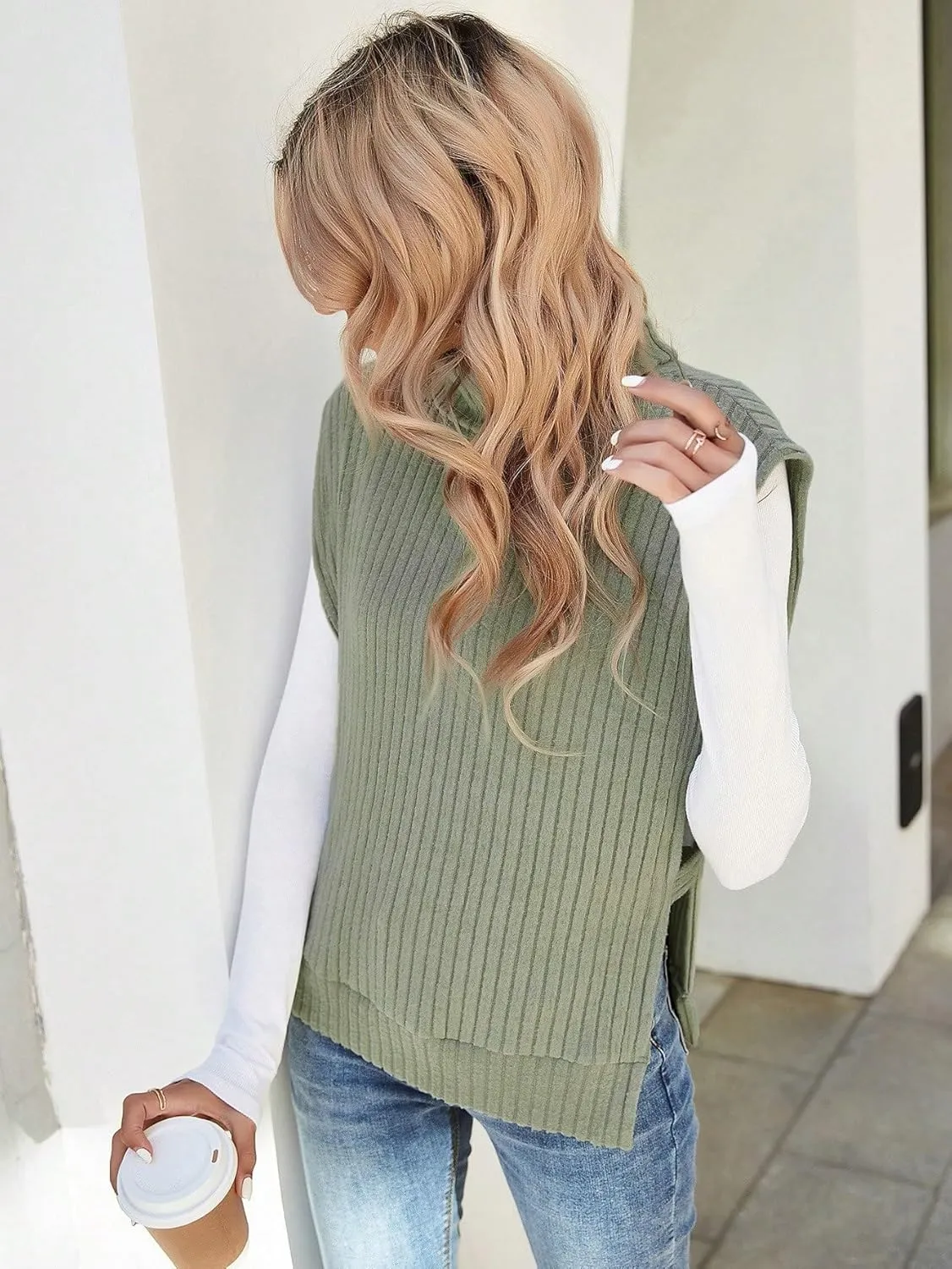 Floerns Women's Turtleneck Sleeveless Sweater Vest Rib Knit Split Hem Tank Top