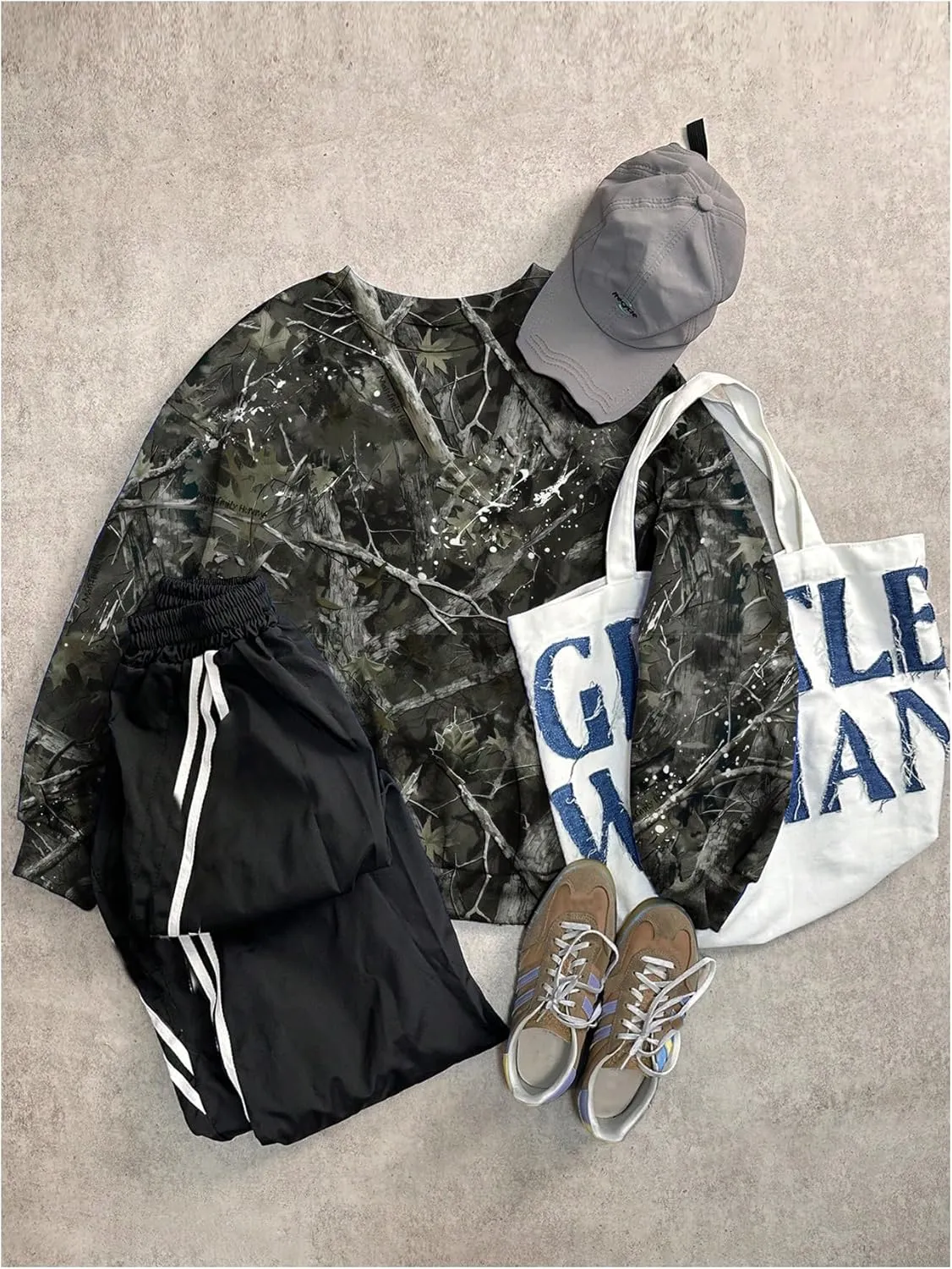 MakeMeChic Women's Camo Sweatshirt Camo Long Sleeve Shirt Crew Neck Oversized Sweatshirts Top