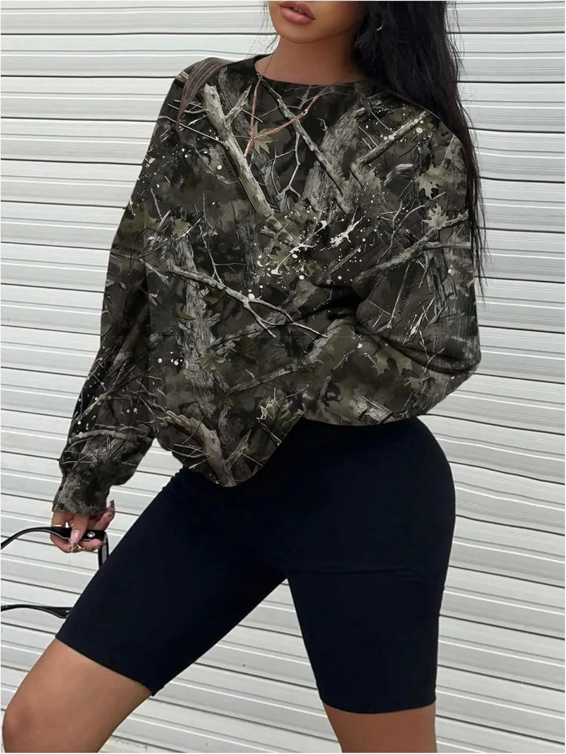 MakeMeChic Women's Camo Sweatshirt Camo Long Sleeve Shirt Crew Neck Oversized Sweatshirts Top