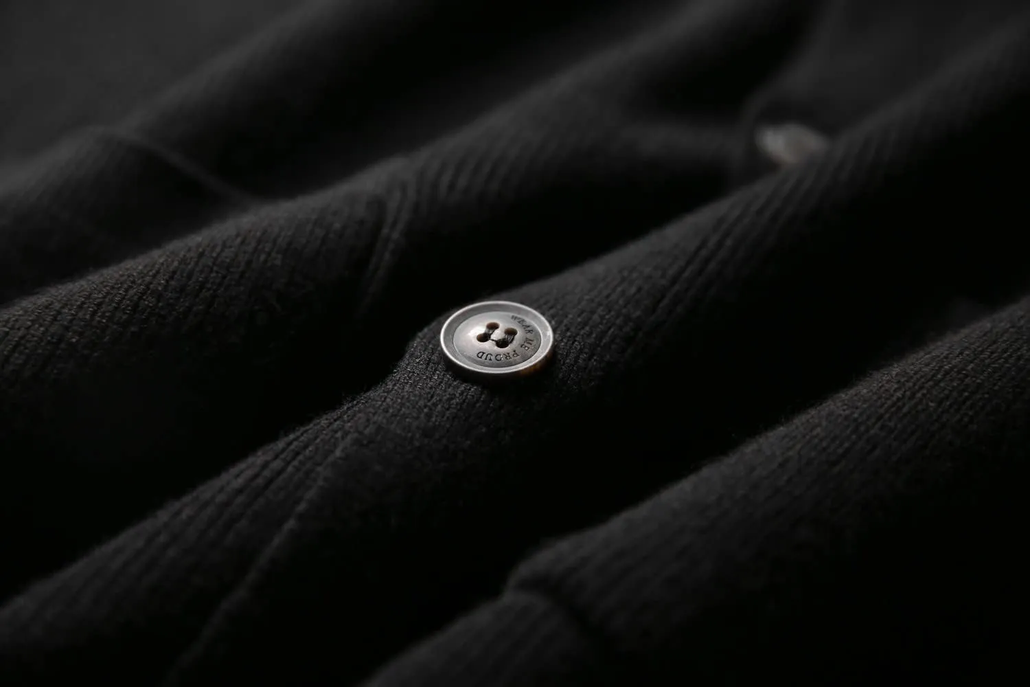 Men's Sweater Vest V-Neck Sleeveless Cardigan Loose Button up Knitted Fall Winter Heavy Knitwear with Pockets S~5XL