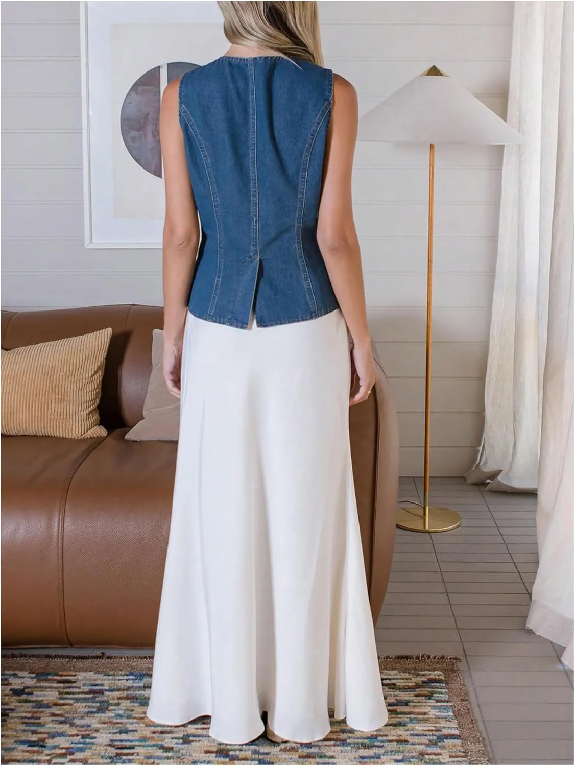 Milumia Women's Vintage Button Down Denim Tank Top Split Hem Sleeveless Vests