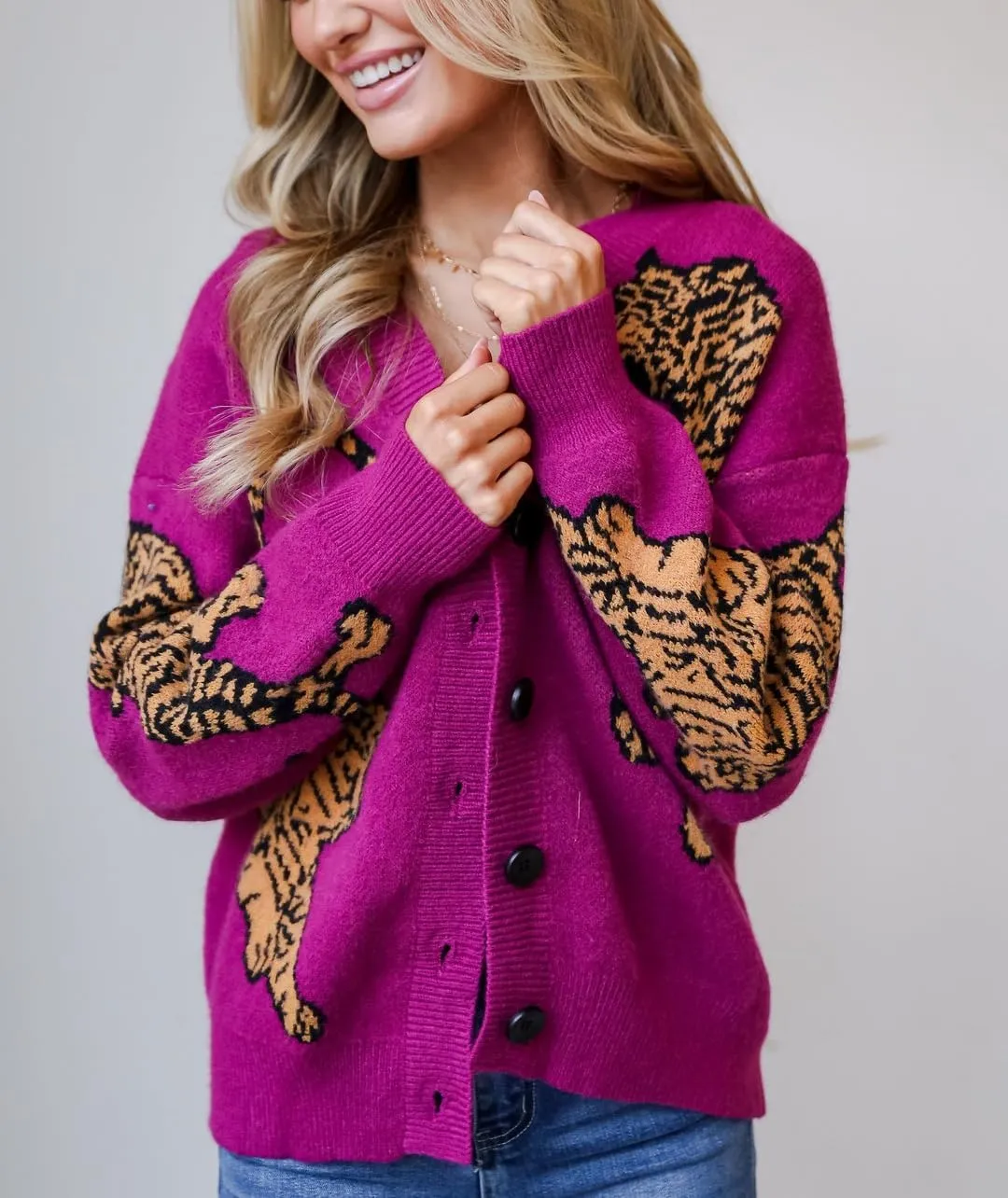 Women Tiger Print Cardigan Sweater Long Sleeve Button Down Knitwear Loose Fit Cropped Cardigan Cute Fall Streetwear