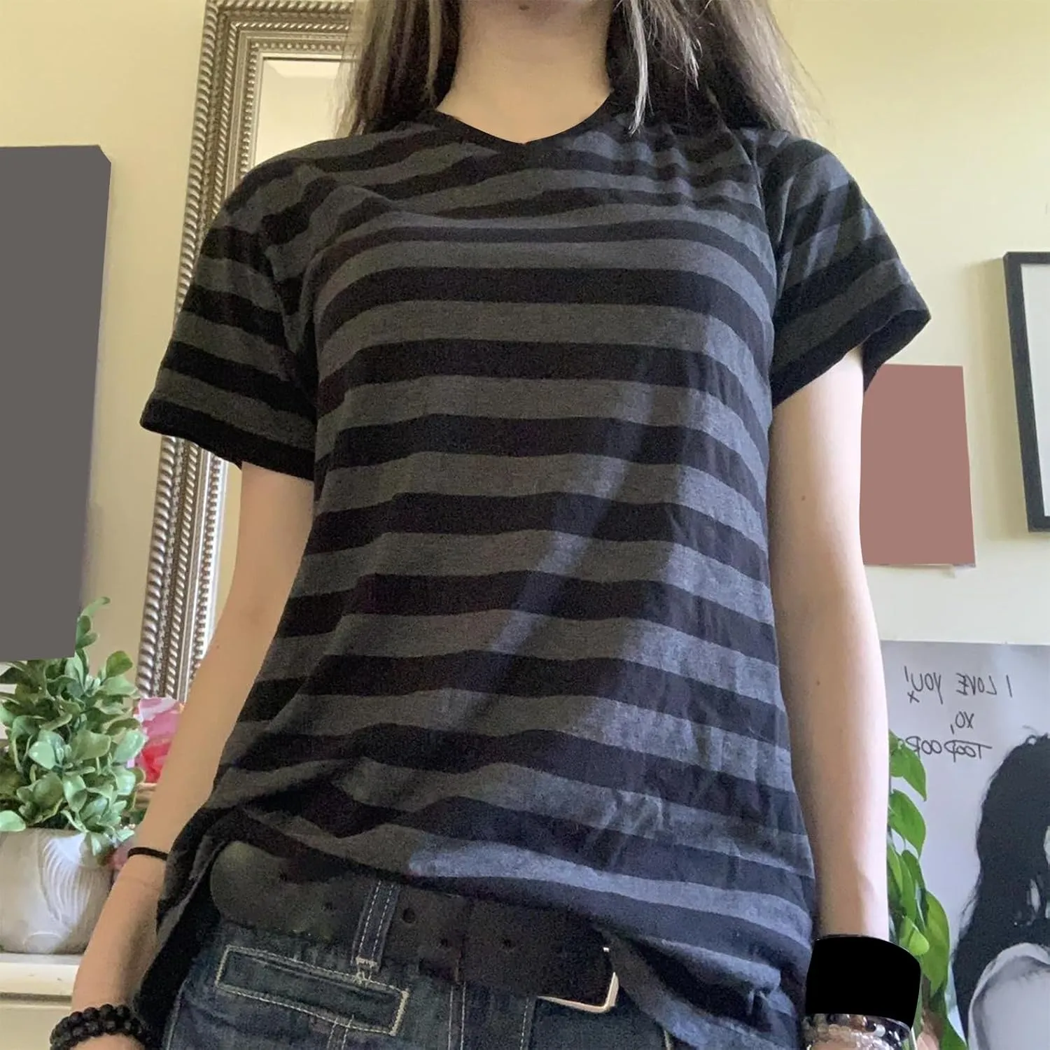 Women Y2k Grunge Shirt Goth Vintage Graphic Tee 2000s Aesthetics Short Sleeve Crewneck T-Shirt Summer Going Out Top
